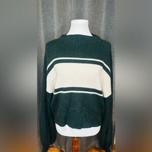 Gilli Dark Green and Cream Turtleneck Sweater Sz Medium